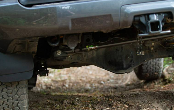 Barra Panhard delantera regulable y reforzada Ironman 4x4